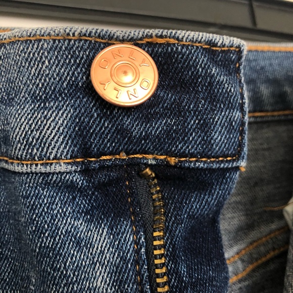 Only high rise medium wash slim jeans - Picture 4 of 6